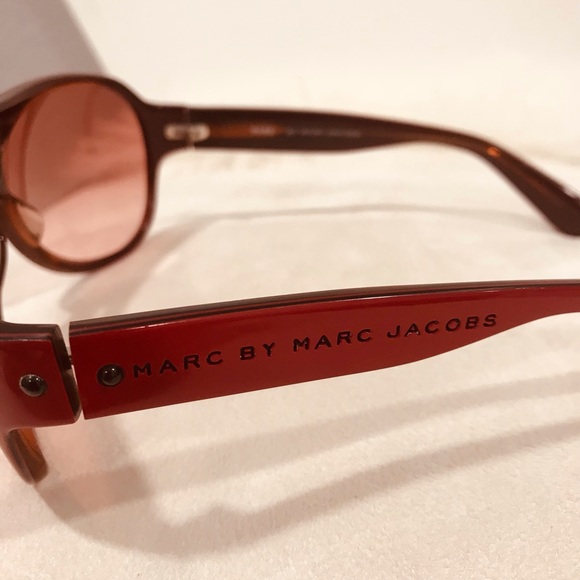 Marc by Marc Jacobs sunglasses - Red frame - Picture 3 of 4